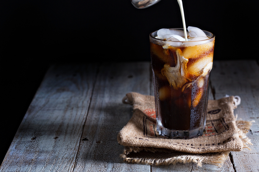 5 Great Recipes to Make Cold Coffee Drinks in Hot Weather